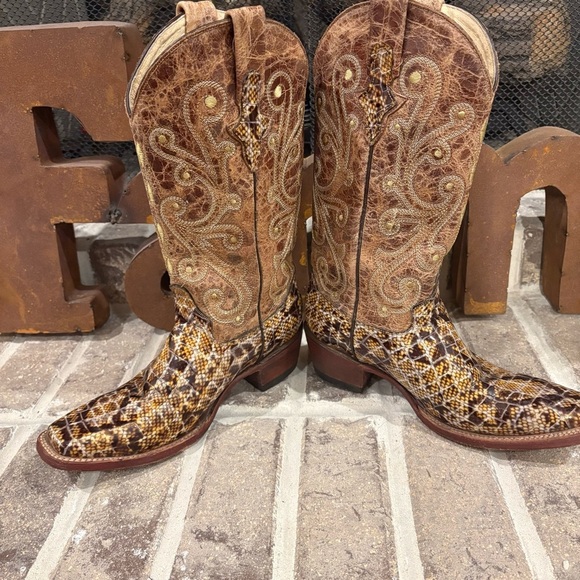 Ferrini Women’s Leather Faux Snakeskin Cowboy Boots Size 7 - Picture 11 of 14